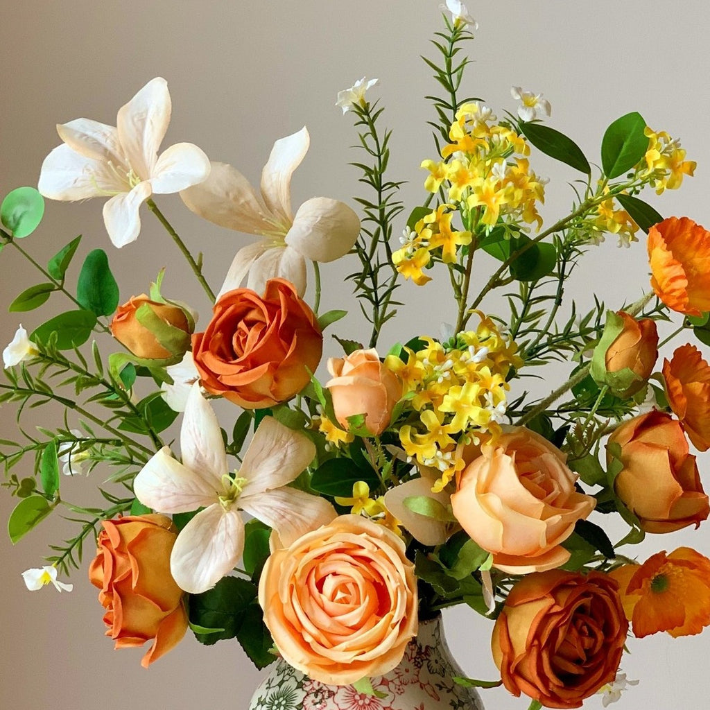 Orange Rose Bouquet with Ceramic Vase