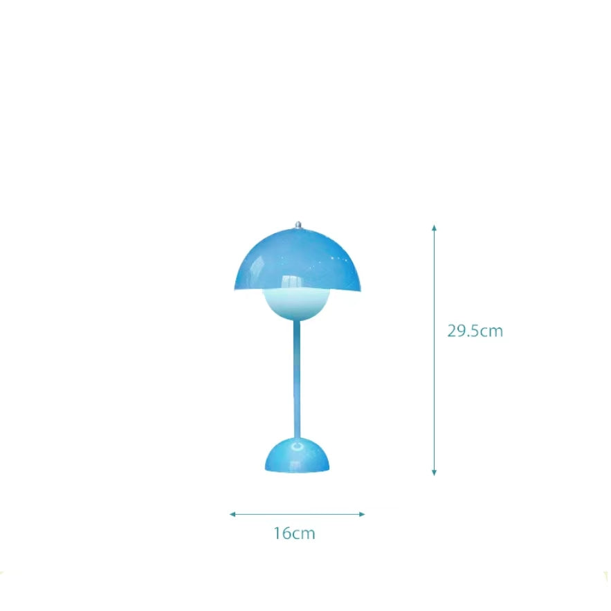 Flower bud table lamp